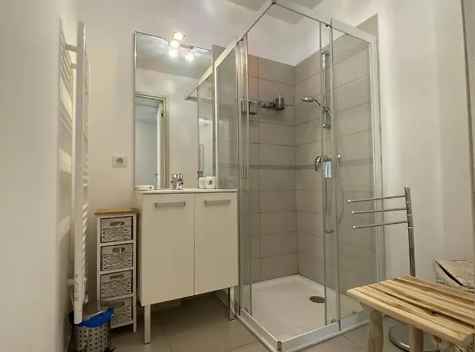 Appartement Cote Pied Dans L'eau Vue