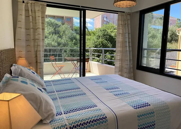 Apartment Cote Pied Dans L'eau Vue *